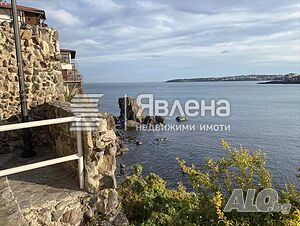 Два етажа от масивна къща в Стария град Созопол