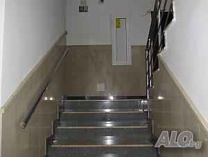 Професионално Почистване на Жилищни Входове ЗараДом Про