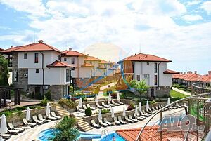 Кошарица, обзаведен двустаен с гледка градина, Бей Вю Вилас (Bay View Villas), готови документи