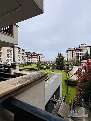 Три спални Oasis beach club, гледка море