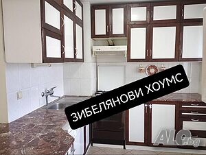 ЗИБЕЛЯНОВИ ХОУМС продава тристаен тухлен апартамент с гараж в гр. Добрич, /район Езикова гимназия/