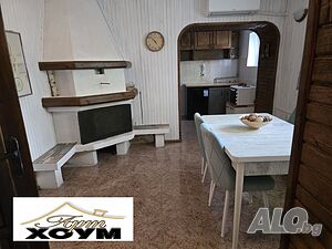 Продажба на етаж от къща